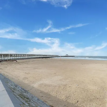公寓 Pleasant Near The Seafront