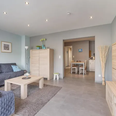 Appartement Pleasant Near The Seafront *